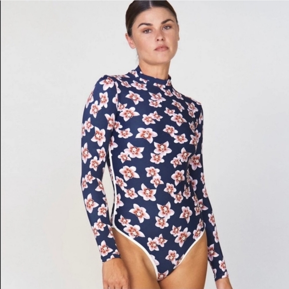 New acacia swimwear ehukai isle piped rashguard fullpiece surfsuit XL orchid nwt - Picture 4 of 16